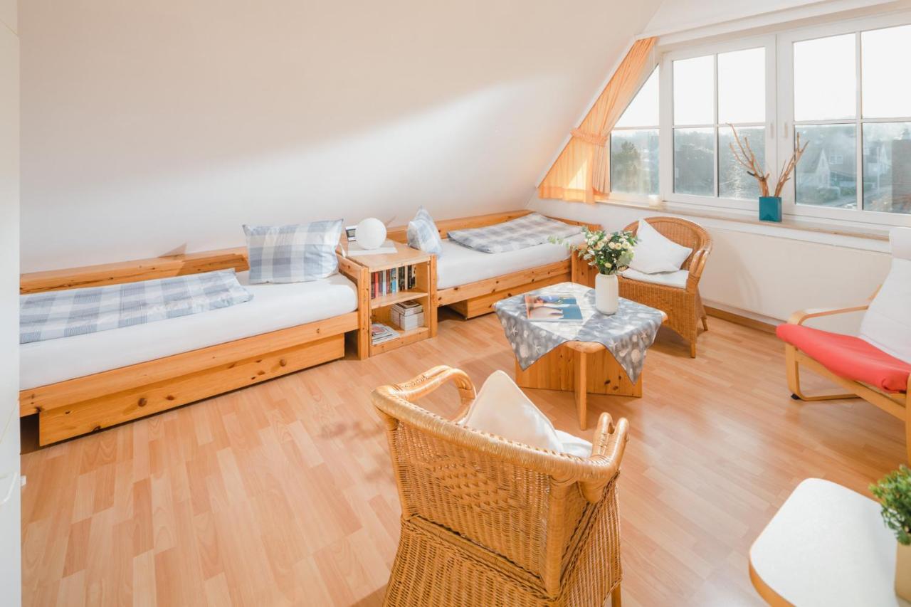 Haus Dwarslooper - Wohnung Luentje Norderney Exterior foto